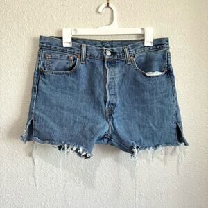 Levi's Women's Size 34x32 501 Cut off‎ Jeans Distressed 90's Blue High Rise